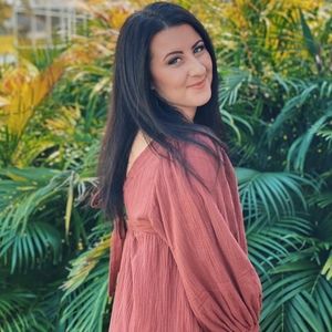 Meet your Posher, Tori